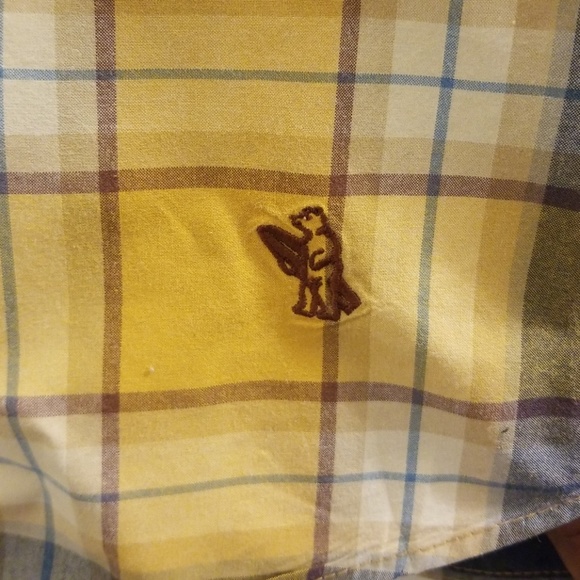 Shirt - Picture 2 of 4